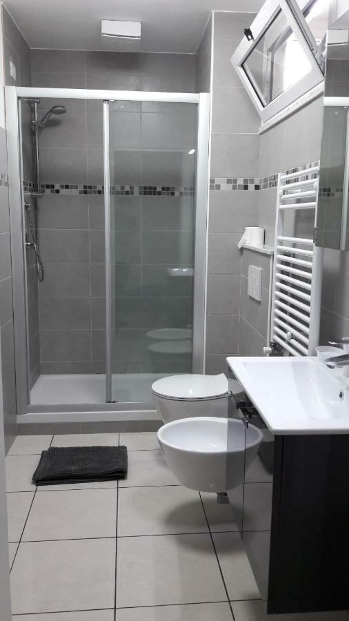 شقة Residenza Lux Fronte Mare فادو ليكوري المظهر الخارجي الصورة